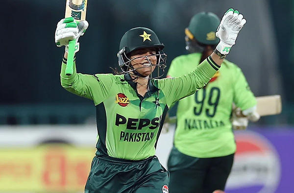 Sidra Amin Surpasses 2000 ODI Runs, becomes 3rd Pakistani Female to the Milestone