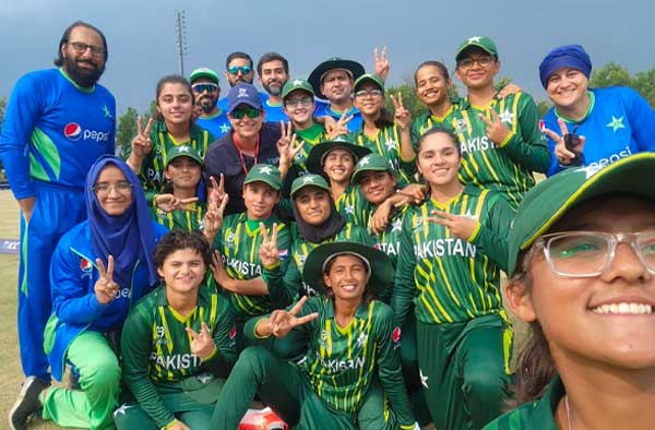 Pakistan defeat Zimbabwe in the last group-stage match by 10 Wickets. PC: Sana Mir / Twitter