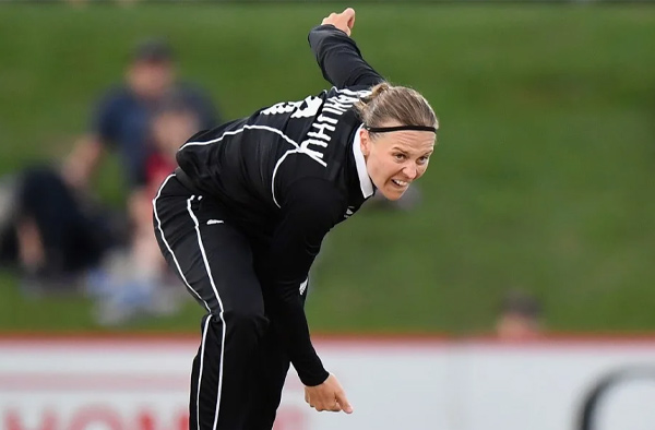Lea Tahuhu.