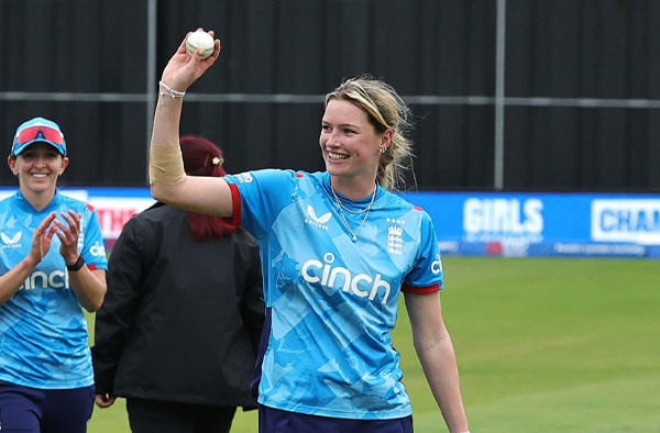 Lauren Bell's fifer, Fifties from Amy Jones and Nat Sciver-Brunt lead England to 3-0 Series Win