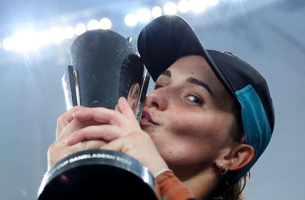 Who are the Rachael Heyhoe Flint Award winners over the Years?