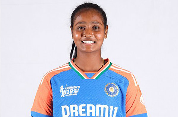 Gujarat Giants retained the services of Shabnam Shakil