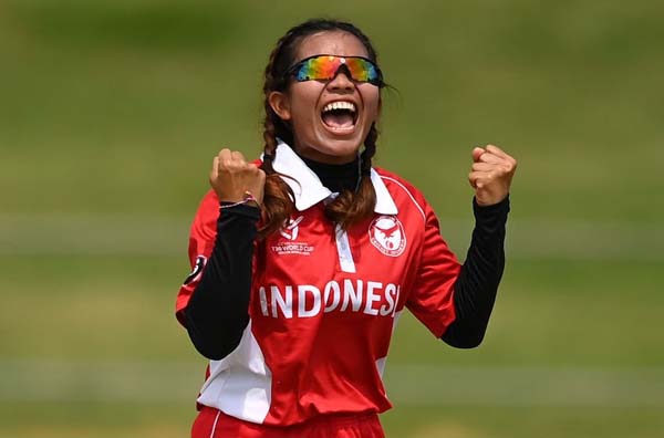 Ni Ariani and Maria Corazon Orchestrated Indonesia Women's Massive 9-Wicket Win over Singapore