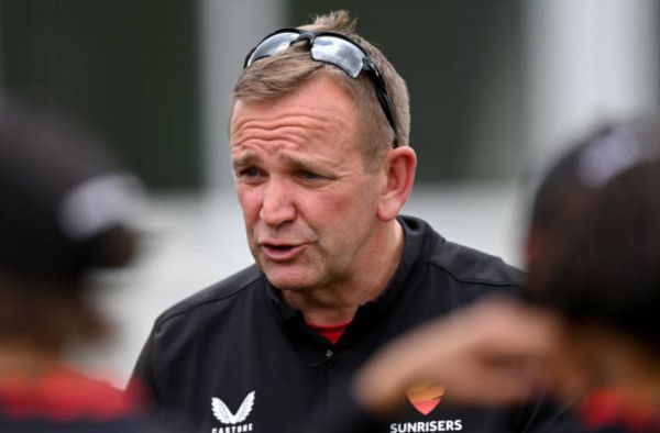 Andy Tennant Steps Down as Essex Women’s Head Coach